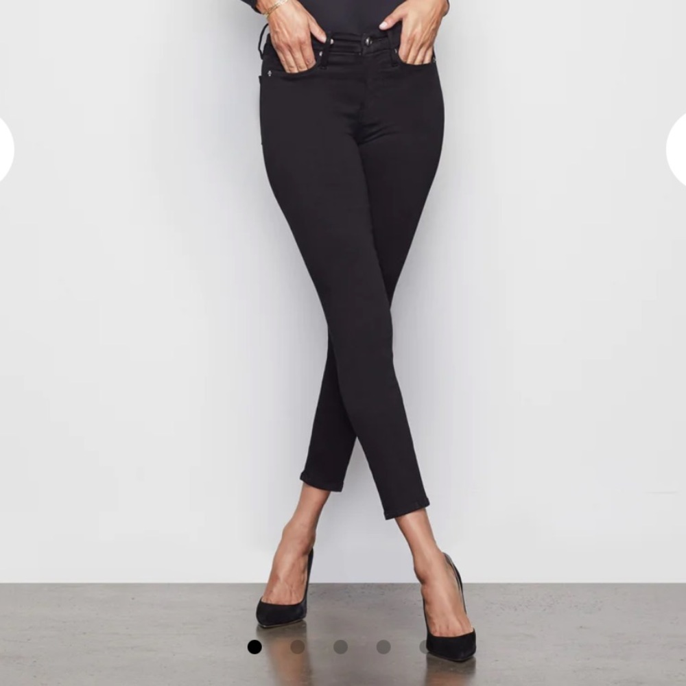 Good Legs Crop Good American